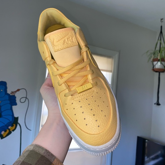 nike air force 1 sage low topaz gold - Picture 4 of 10